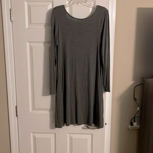 Simply southern long sleeve crisscross back sweater dress small heather gray